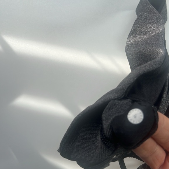 lululemon athletica Charcoal Strappy Sports Bra 4 - Picture 4 of 5